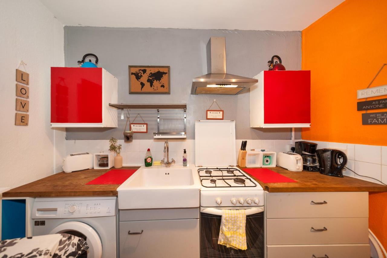 2 Bedroom Roof Terrace With Sauna Jakuzzi And Outdoor Cinema * Londres
