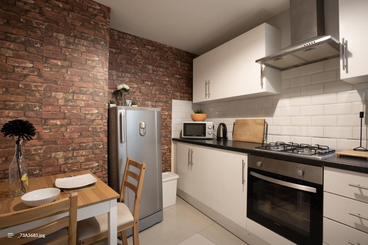 Apartamento 2 Bedroom Roof Terrace With Sauna Jakuzzi And Outdoor Cinema