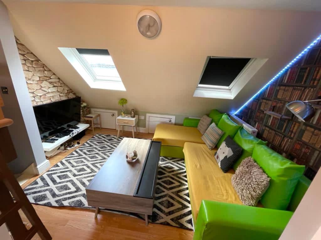 Apartamento 2 Bedroom Roof Terrace With Sauna Jakuzzi And Outdoor Cinema