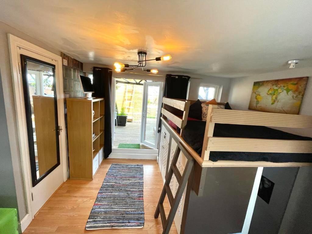Apartamento 2 Bedroom Roof Terrace With Sauna Jakuzzi And Outdoor Cinema *