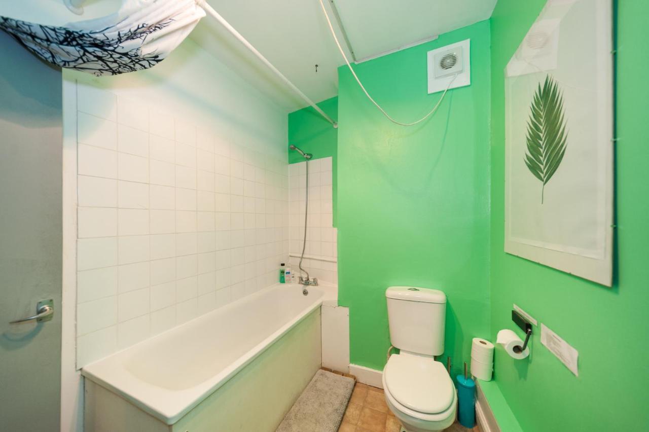 2 Bedroom Roof Terrace With Sauna Jakuzzi&outdoor Cinema * Londen